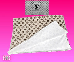 LV "PureBred-SofaSwaddle"